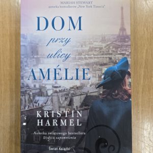 Dom przy ulicy Amélie. Antykwariat
