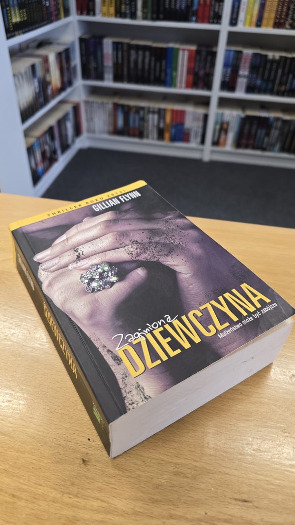 Zaginiona dziewczyna. (Antykwariat) - obrazek 2